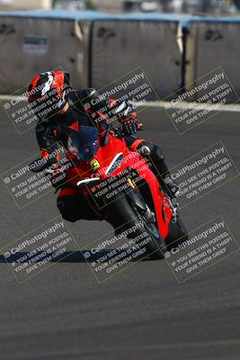 media/Sep-21-2025-TrackDaz (Sun) [[277c75b276]]/C Group/240pm (Turn 6)/